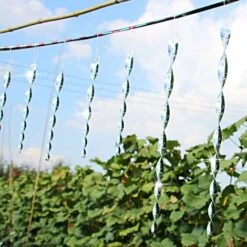 Repulsif Oiseaux, 12 Pièces Epouvantail Oiseaux Effaroucheur Oiseaux Spirale Vent Réfléchissant Spirale Rotatif Répulsif Pour Effrayer Les Oiseau, 6 Couleurs (30CM) Versailles -Jardin Doux Soldes Magasin 53366697 4