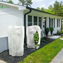 Housses De Protection Pour Plantes, Couverture D'hiver En Polaire 80 G/m² Pour Protéger Toutes Vos Grandes Plantes En Pot Résistantes Au Gel, Beige, Lot De 2 (80 X 100 Cm) 11 Housses De Protection Pour Plantes, Couverture D'hiver En Polaire 80 G/m² Pour Protéger Toutes Vos Grandes Plantes En Pot Résistantes Au Gel, Beige, Lot De 2 (80 X 100 Cm) -Jardin Doux Soldes Magasin 91016986 5